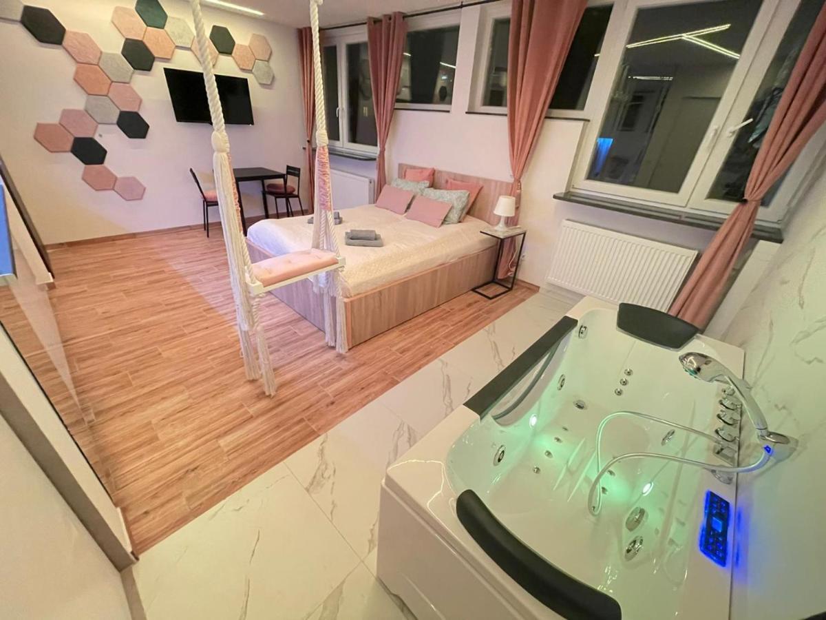 Yourapart Jacuzzi Przy Zamku Krolewskim Warszawa Eksteriør billede